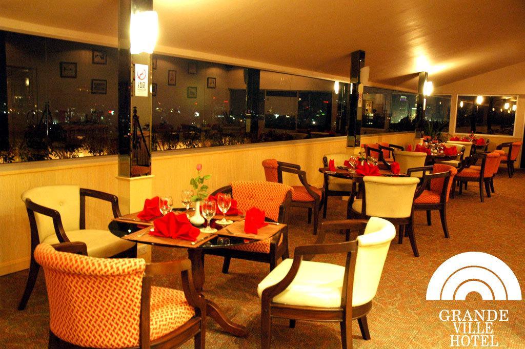 Grande Ville Hotel Bangkok Restaurant photo
