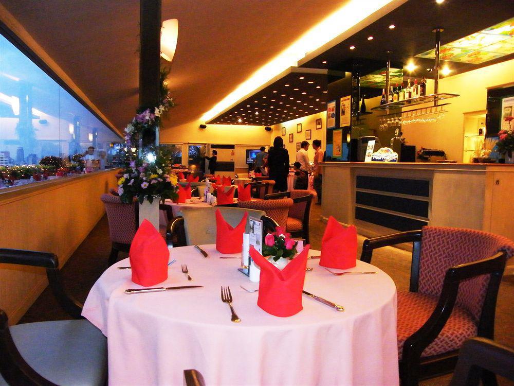 Grande Ville Hotel Bangkok Restaurant photo
